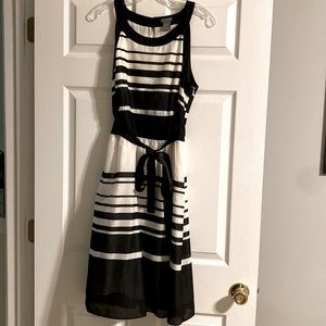 Beautiful Ann Taylor dress